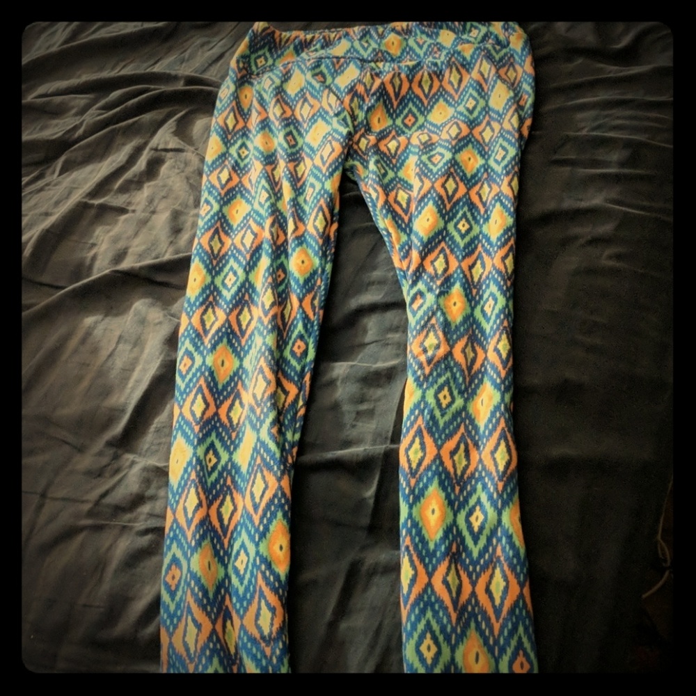 Lula Roe Butter Leggins OS